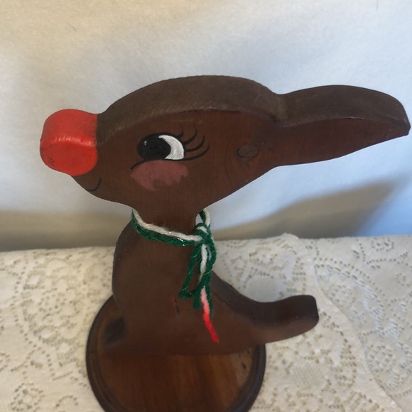 Vintage Rudolph the Red Nosed Reindeer handmade wood piece. - Picture 4 of 6
